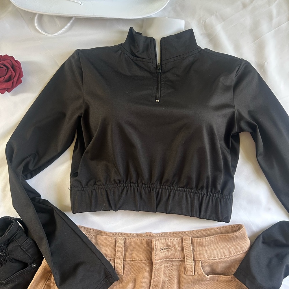 GTM women long sleeve Black Women's Zip-Up Top